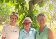 Golf club holds Christmas celebration