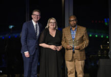 Dr Tran, emergency department awarded