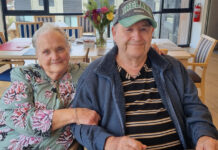 Couple celebrates platinum