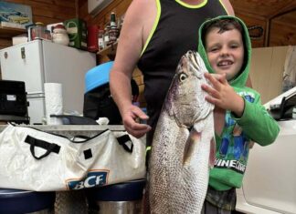 Anglers flood Limestone Coast for peak fishing weather